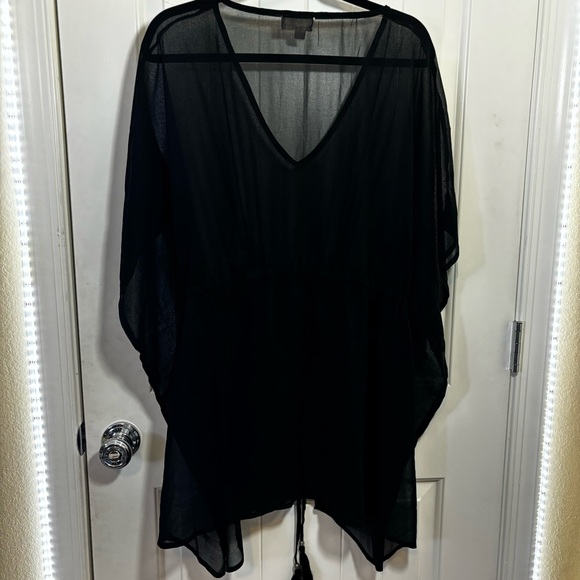 Women's Black V-neck Semi-Sheer Cover-Up Poncho Kaftan Beaches & Boho Size 3X 4X - Picture 3 of 6